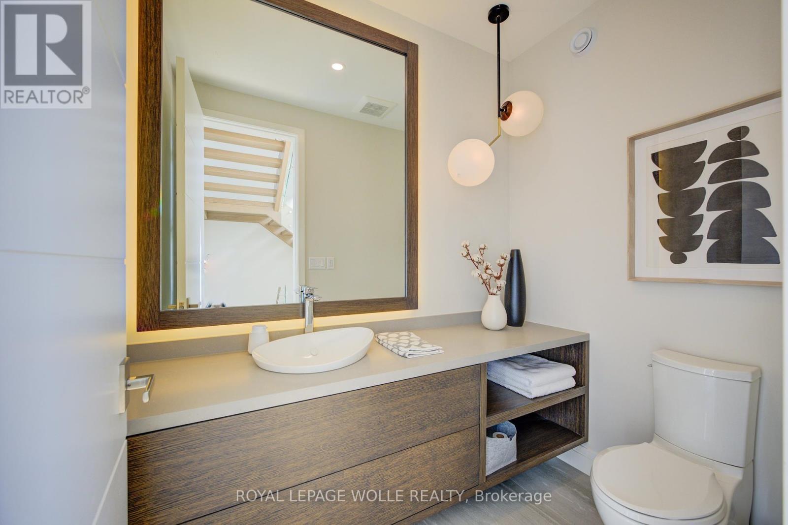 












1826 MOSER YOUNG ROAD

,
Wellesley,




Ontario
N0B2T0

