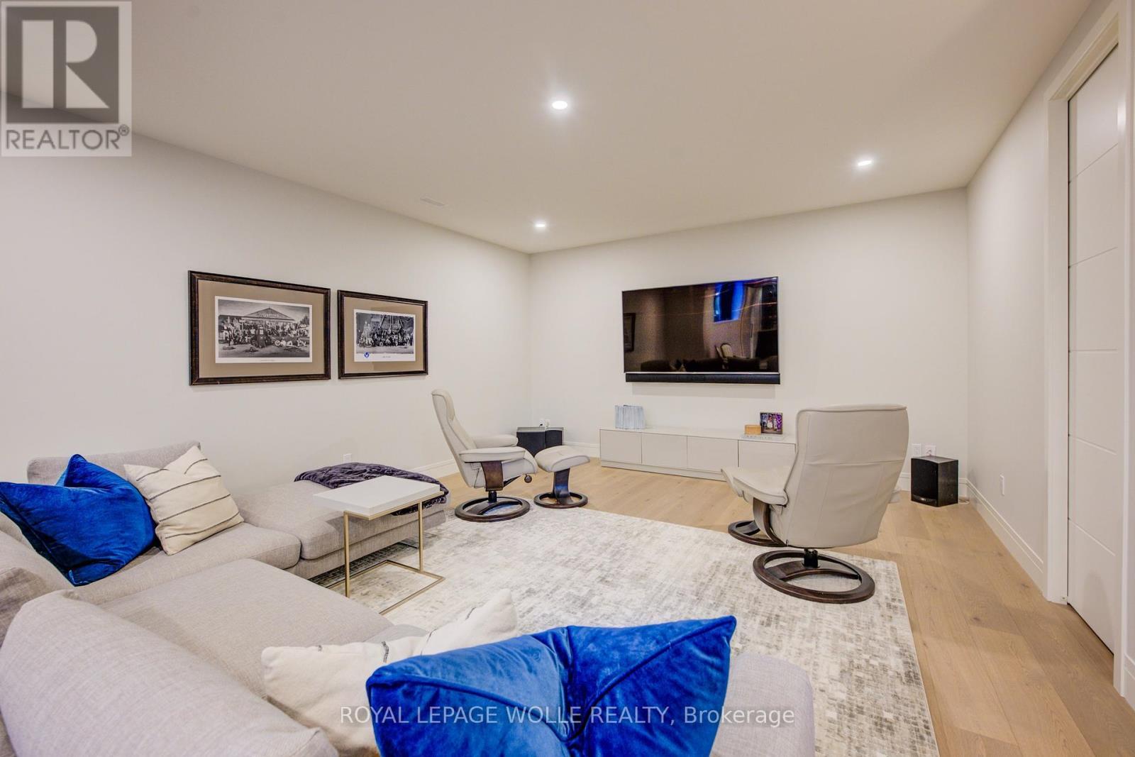 












1826 MOSER YOUNG ROAD

,
Wellesley,




Ontario
N0B2T0

