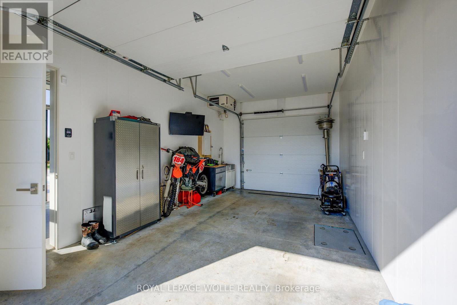 












1826 MOSER YOUNG ROAD

,
Wellesley,




Ontario
N0B2T0

