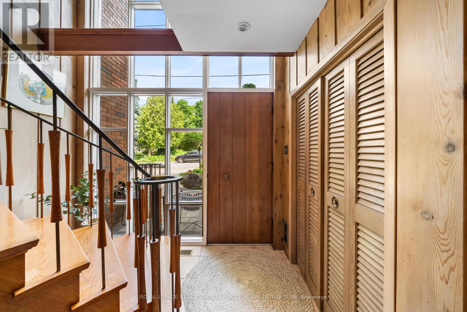 












9 AUDUBON COURT

,
Toronto,




Ontario
M2N1T8

