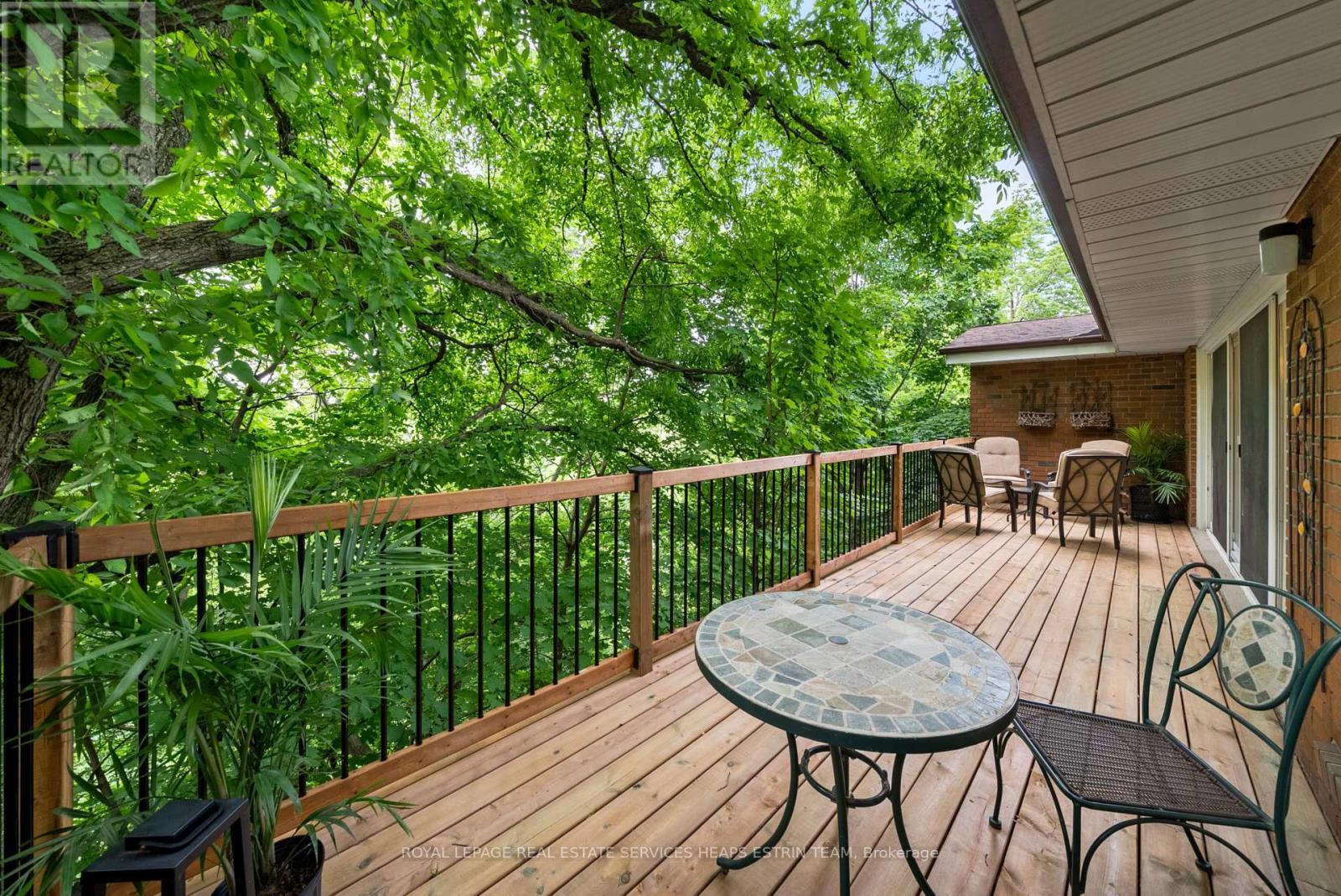 












9 AUDUBON COURT

,
Toronto,




Ontario
M2N1T8


