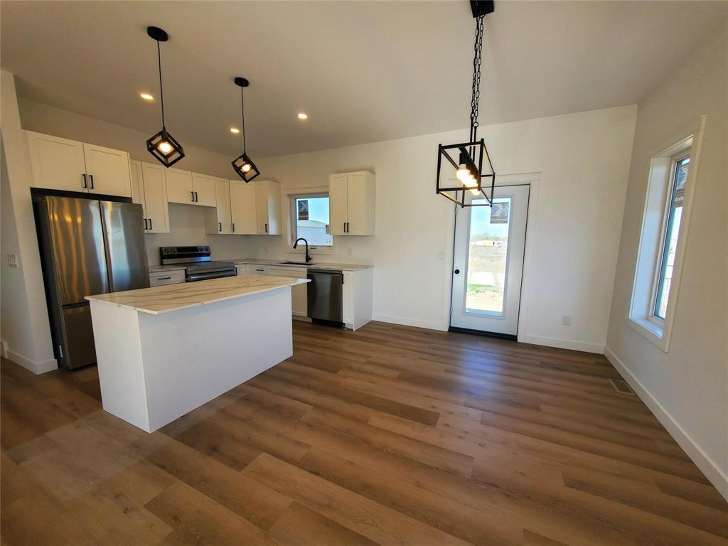 












83 Harry Waytiuk Drive

,
East Selkirk,




Manitoba
R0E0M0

