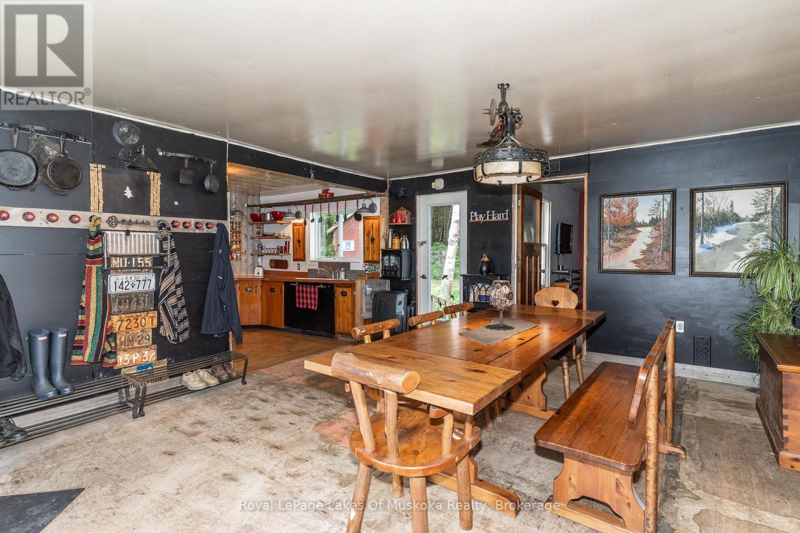 












32 OLD RAINY LAKE ROAD

,
McMurrich/Monteith (Sprucedale),




Ontario
P0A1Y0

