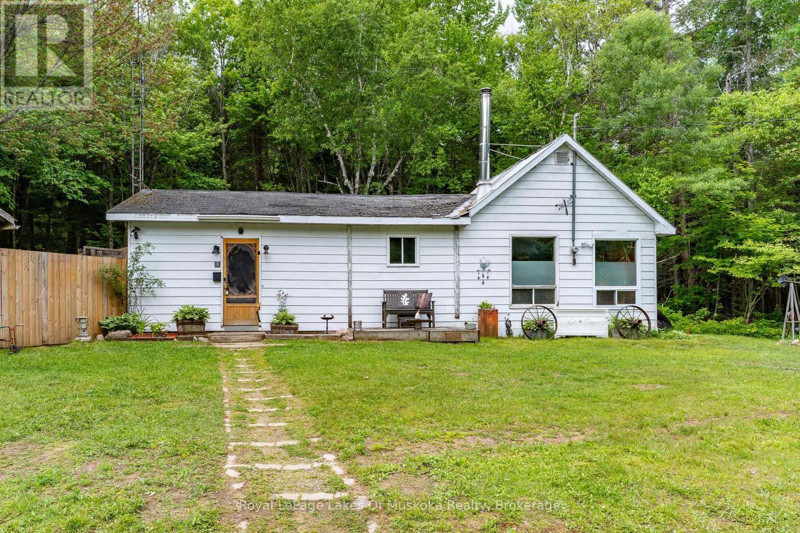 












32 OLD RAINY LAKE ROAD

,
McMurrich/Monteith (Sprucedale),




Ontario
P0A1Y0

