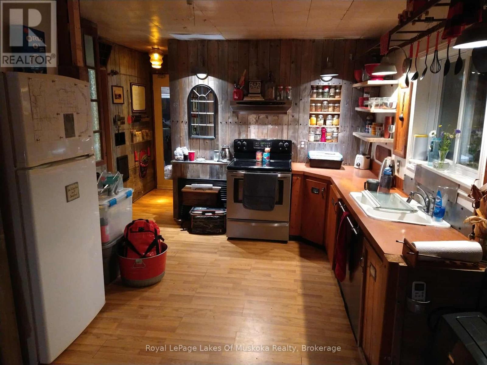 












32 OLD RAINY LAKE ROAD

,
McMurrich/Monteith (Sprucedale),




Ontario
P0A1Y0

