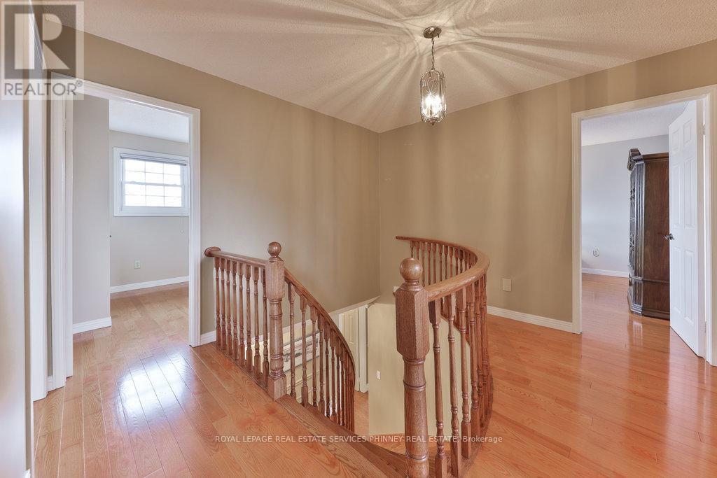 












2289 BEEJAY COURT

,
Mississauga,




Ontario
L5M2N9


