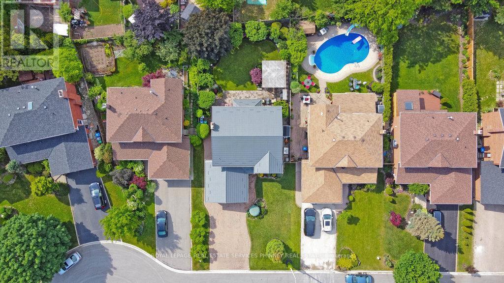 












2289 BEEJAY COURT

,
Mississauga,




Ontario
L5M2N9

