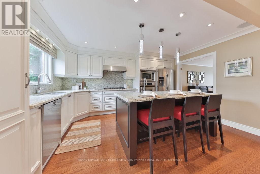 












2289 BEEJAY COURT

,
Mississauga,




Ontario
L5M2N9

