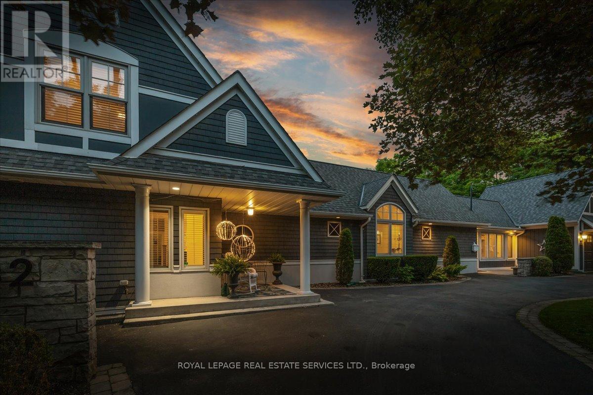 












382 TRAFALGAR ROAD

,
Oakville,




Ontario
L6J3H5

