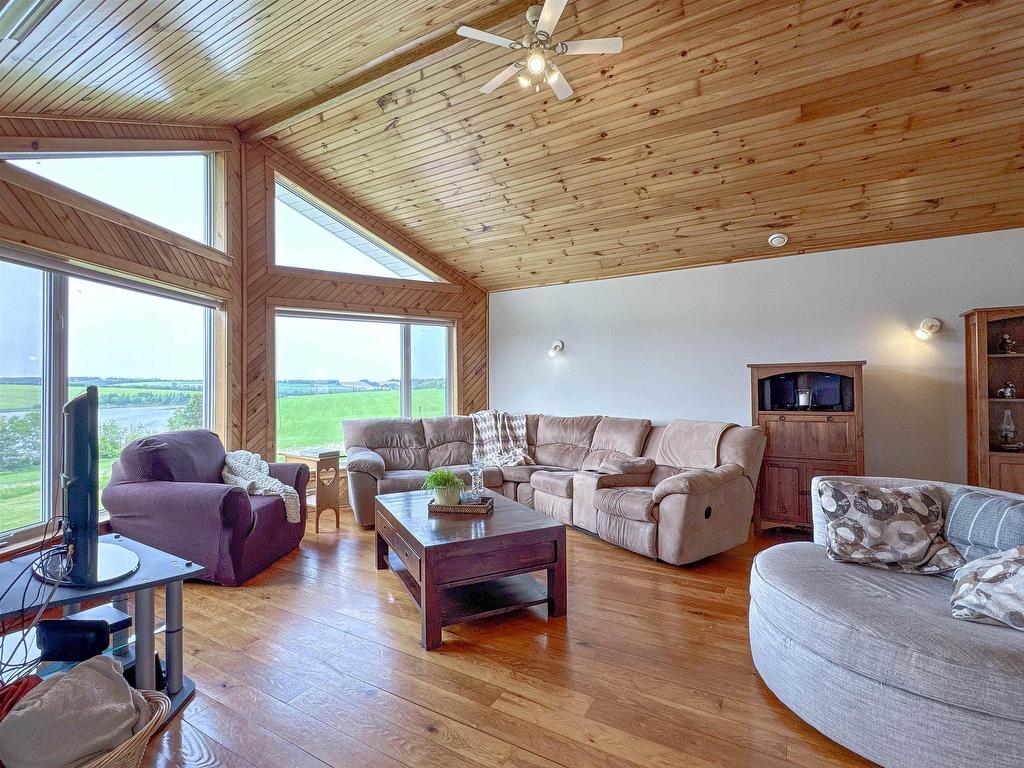 












288 Route 258

,
New Glasgow,




PE
C0A 1N0

