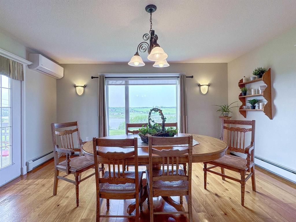 












288 Route 258

,
New Glasgow,




PE
C0A 1N0

