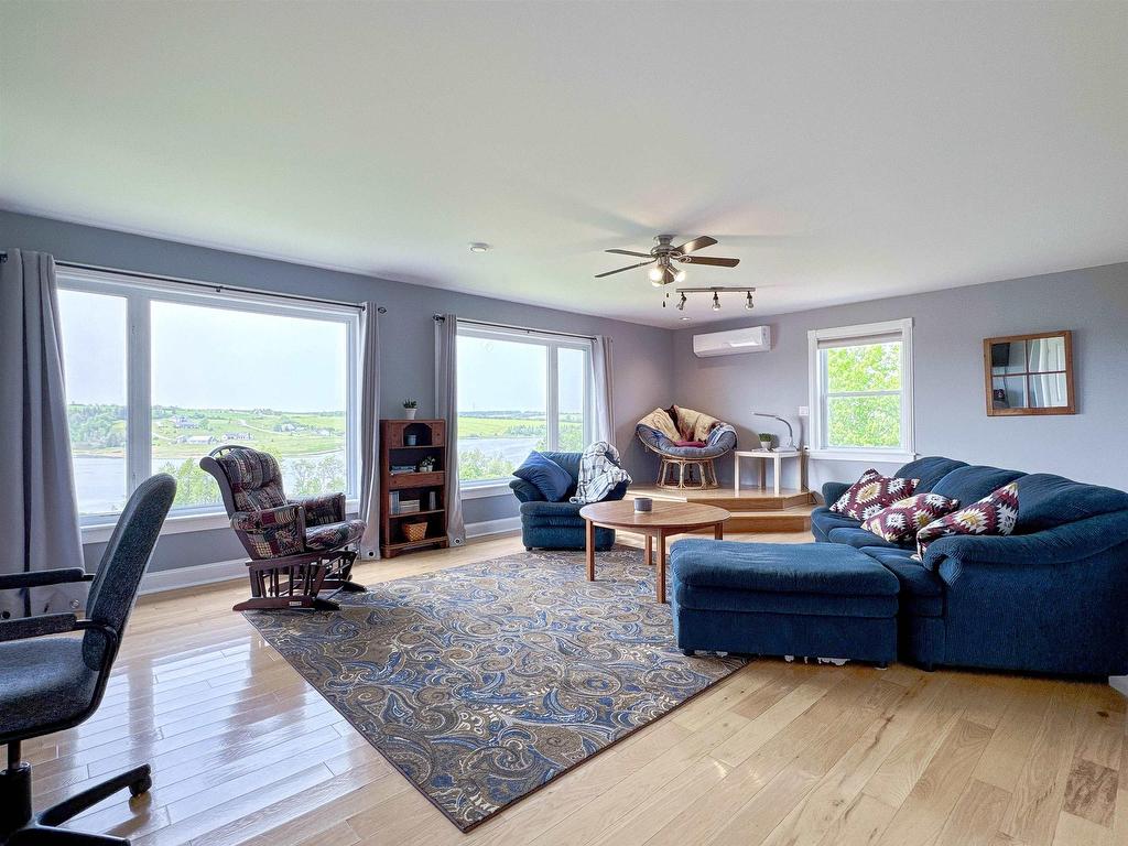 












288 Route 258

,
New Glasgow,




PE
C0A 1N0

