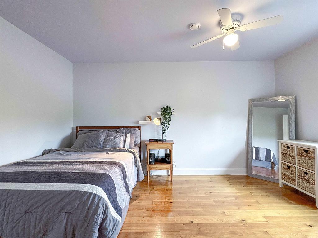 












288 Route 258

,
New Glasgow,




PE
C0A 1N0


