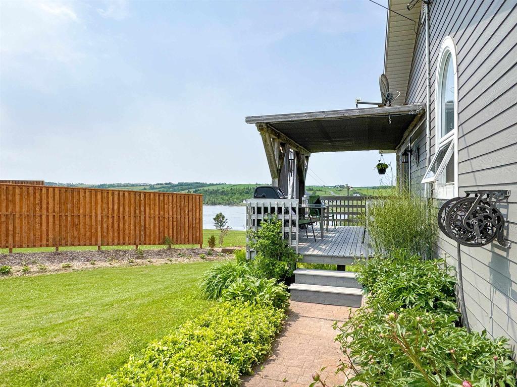 












288 Route 258

,
New Glasgow,




PE
C0A 1N0

