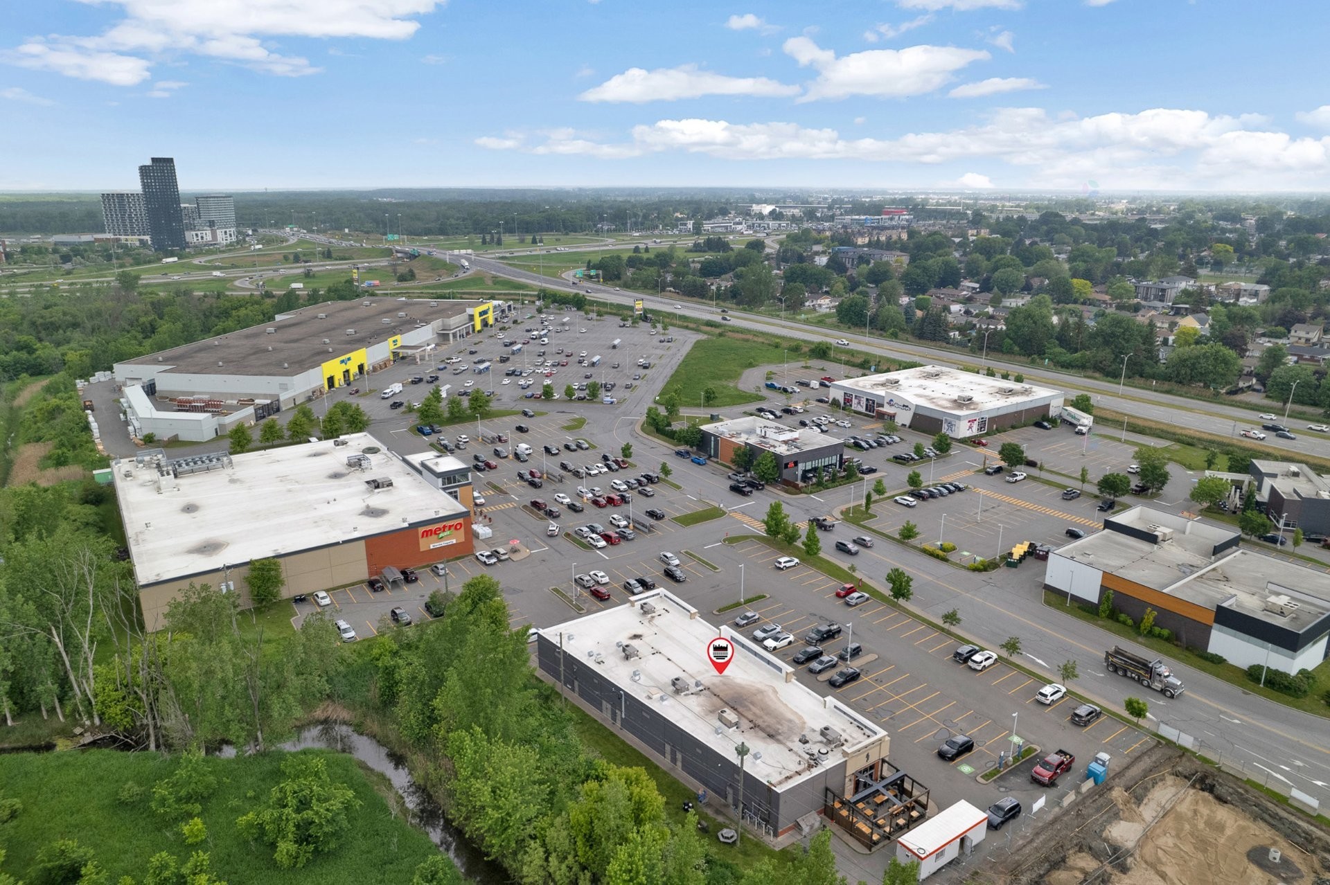 









B-30


Rue Émile-Despins

, 2,
Charlemagne,




QC
J5Z3S8

