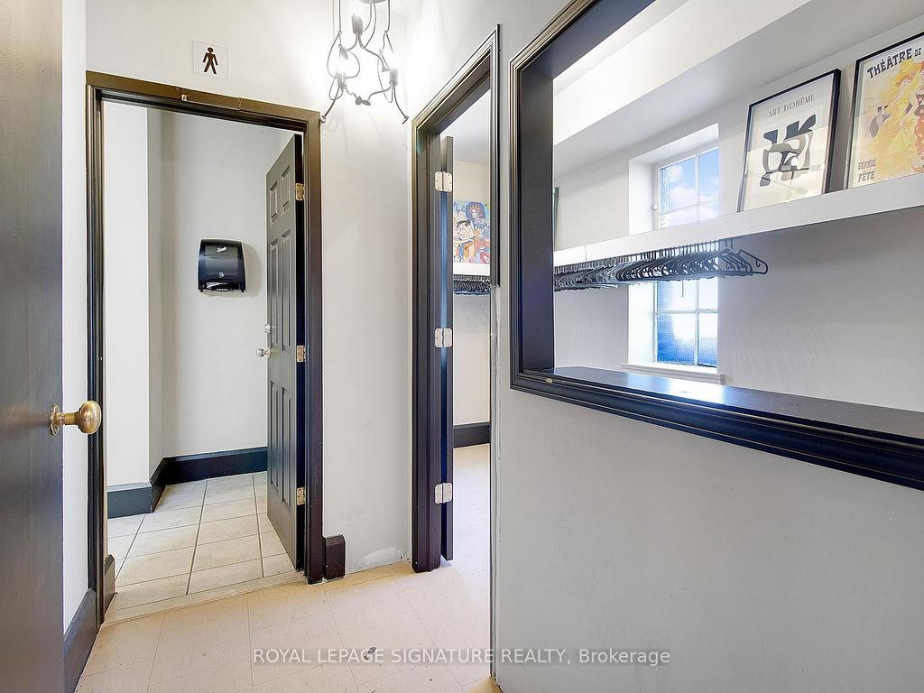 









15


CHISHOLM

Avenue,
Toronto,




ON
M4C 4V1

