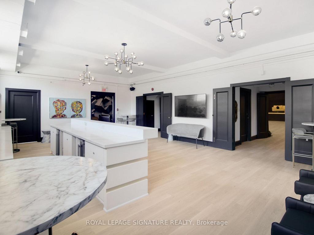 









15


CHISHOLM

Avenue,
Toronto,




ON
M4C 4V1

