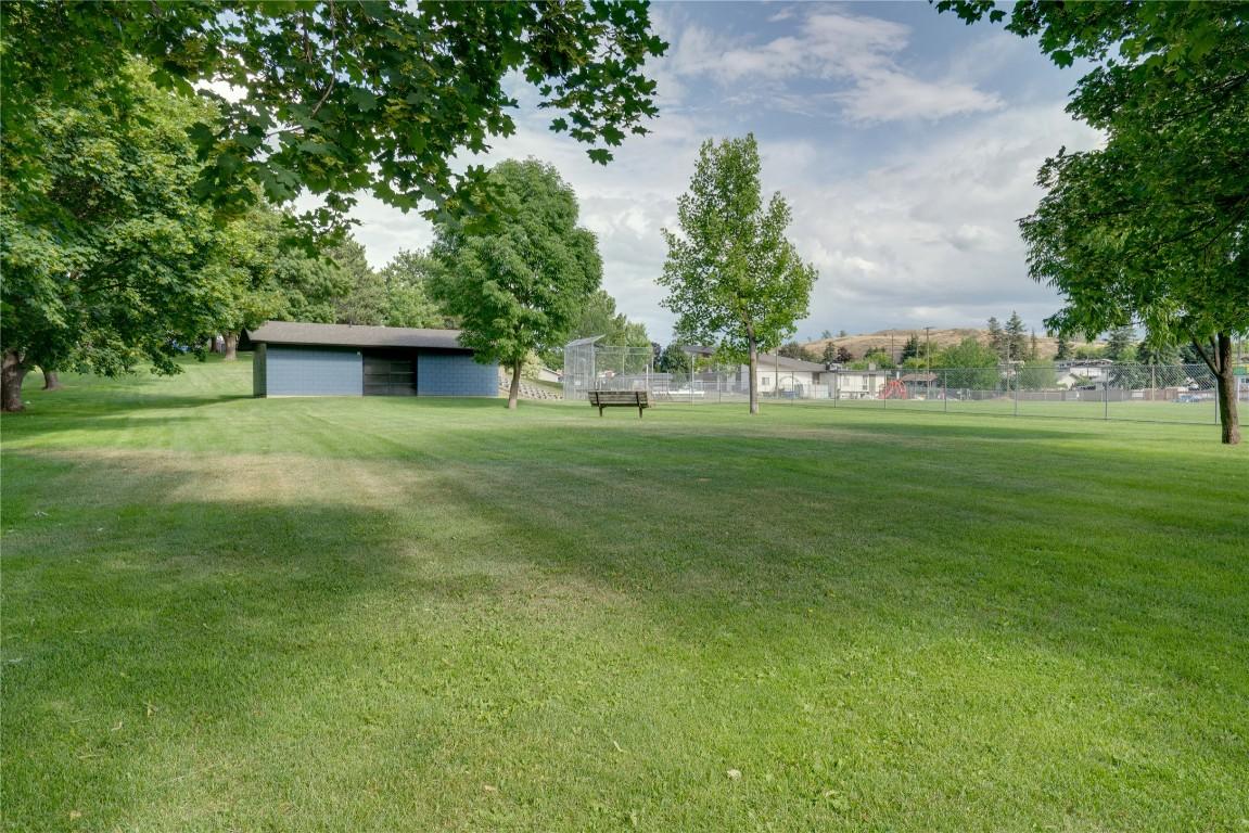 









4101


Alexis Park

Drive, 204,
Vernon,




BC
V1T 6H2

