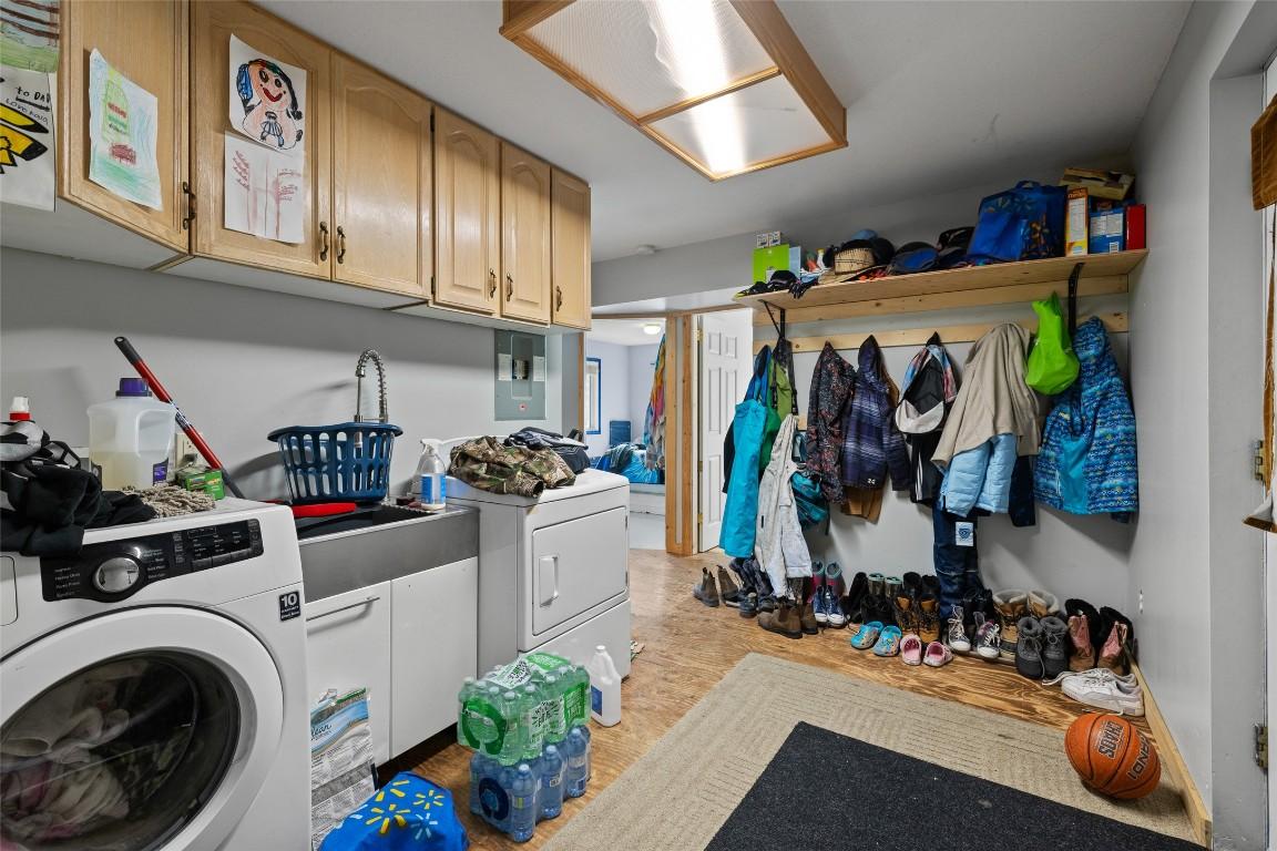 









3425


McKellar

Road,
West Kelowna,




BC
V4T 1W1

