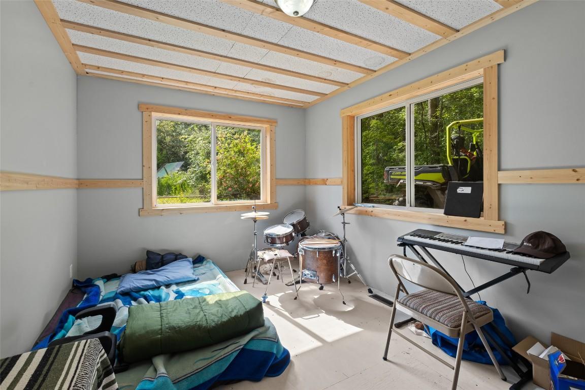 









3425


McKellar

Road,
West Kelowna,




BC
V4T 1W1

