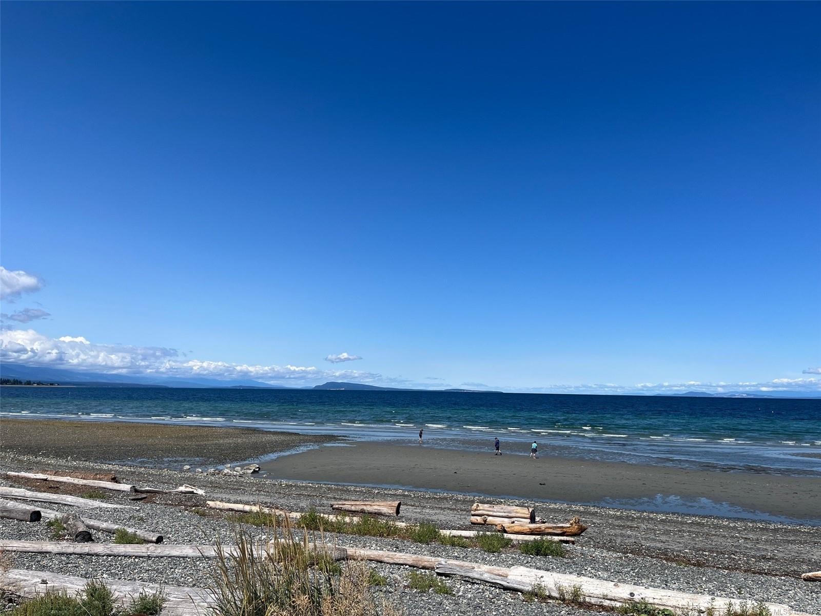 









702


Memorial

Ave, C,
Qualicum Beach,




BC
V9K 1S8

