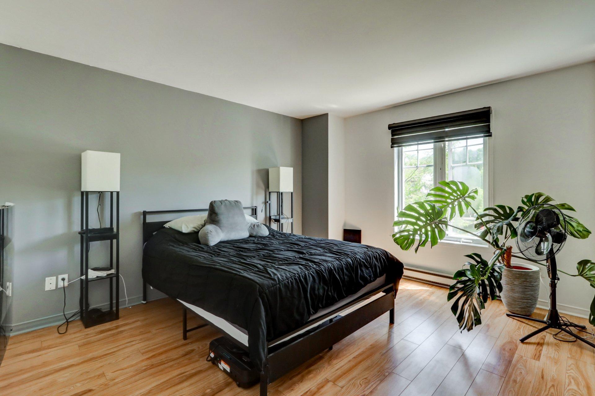 









2452

 - 2458


Rue Schulz

,
Saint-Jérôme,




QC
J7Y5B4


