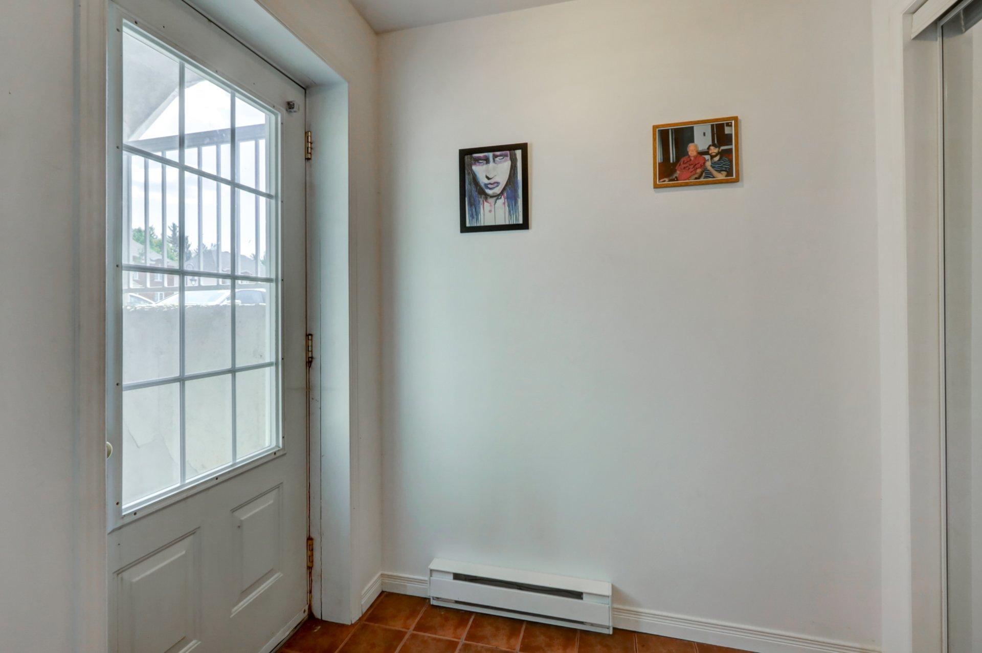 









2452

 - 2458


Rue Schulz

,
Saint-Jérôme,




QC
J7Y5B4


