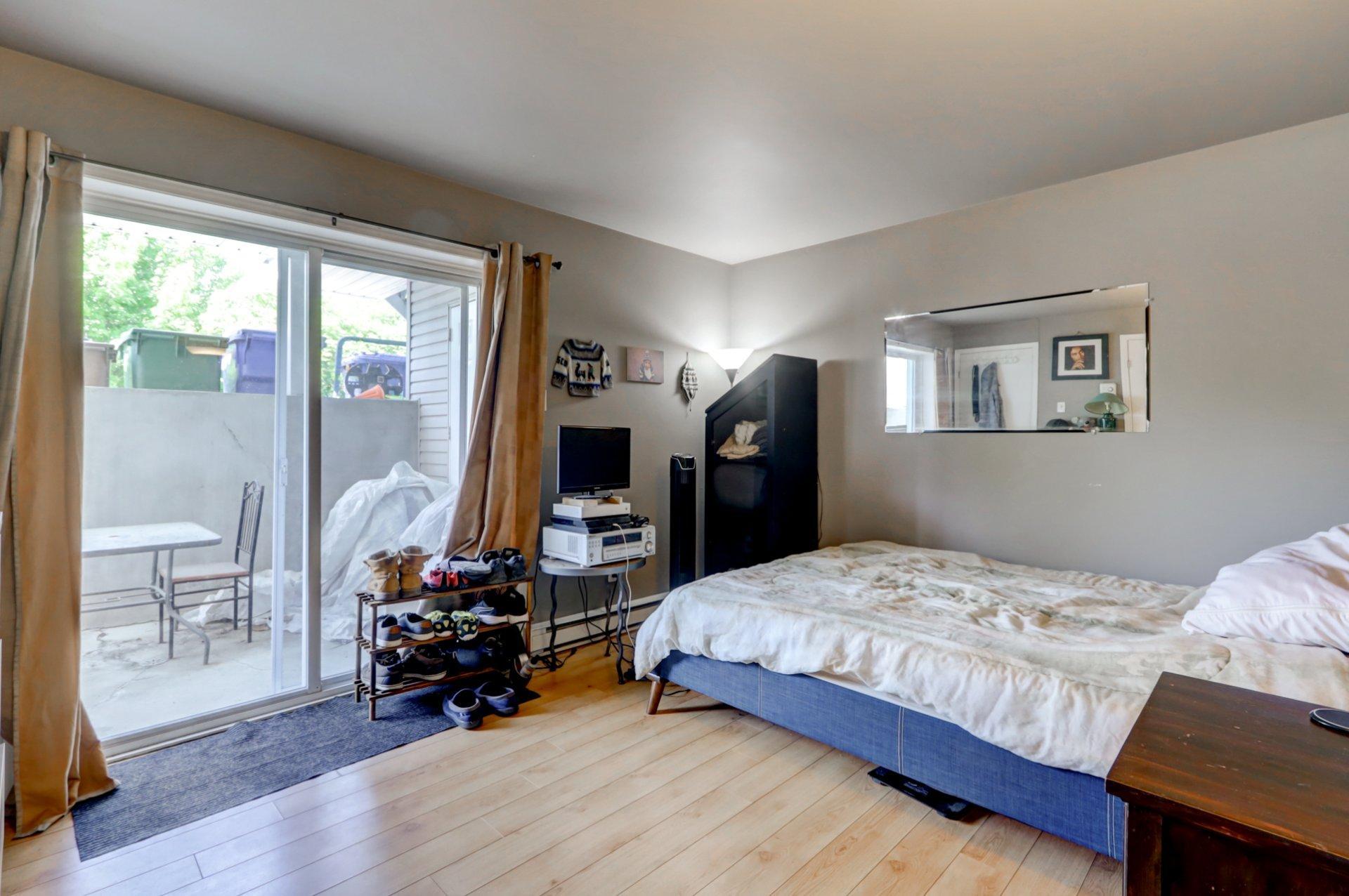 









2452

 - 2458


Rue Schulz

,
Saint-Jérôme,




QC
J7Y5B4

