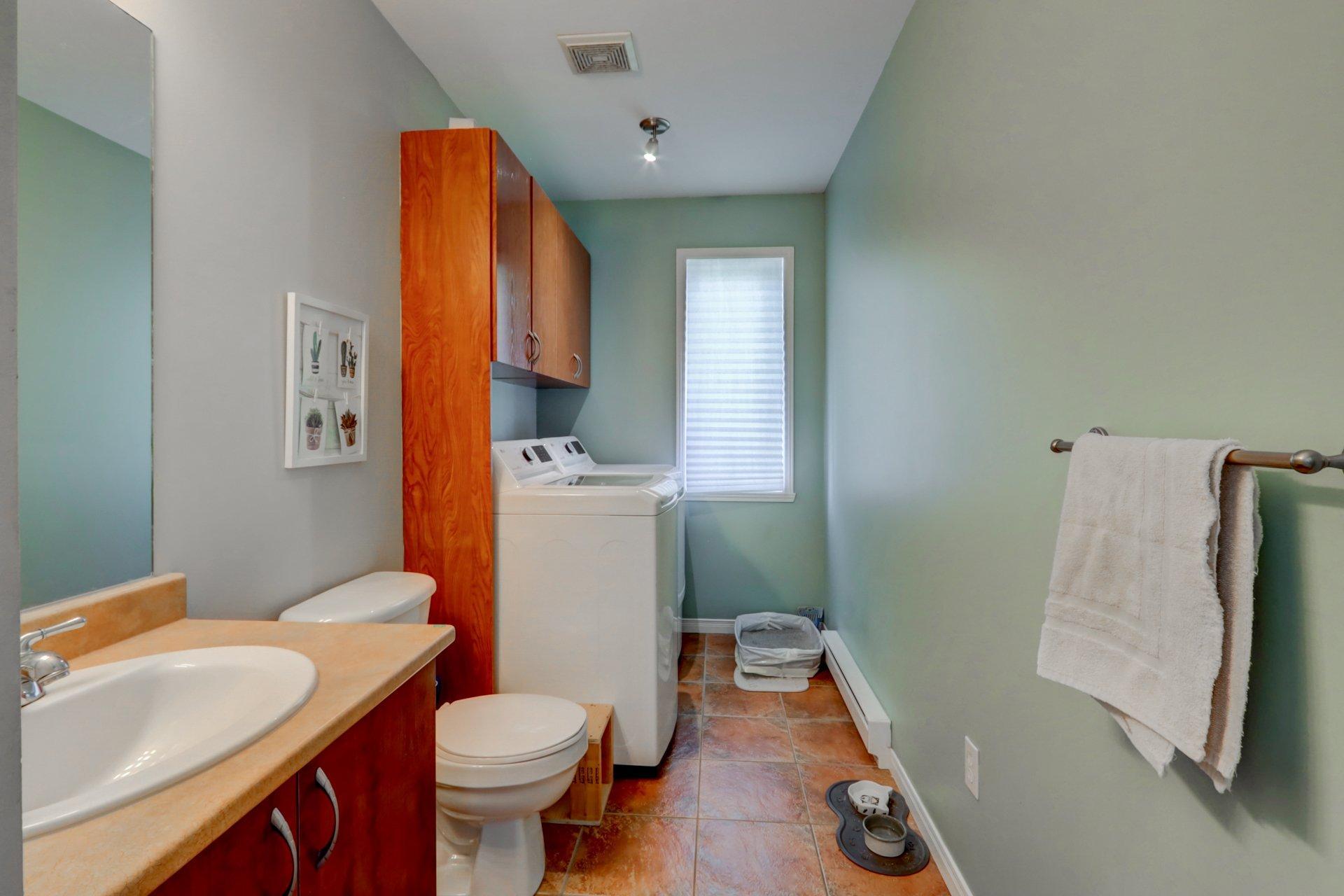 









2452

 - 2458


Rue Schulz

,
Saint-Jérôme,




QC
J7Y5B4

