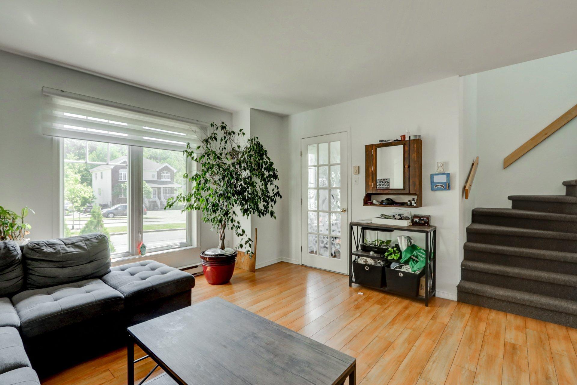 









2452

 - 2458


Rue Schulz

,
Saint-Jérôme,




QC
J7Y5B4

