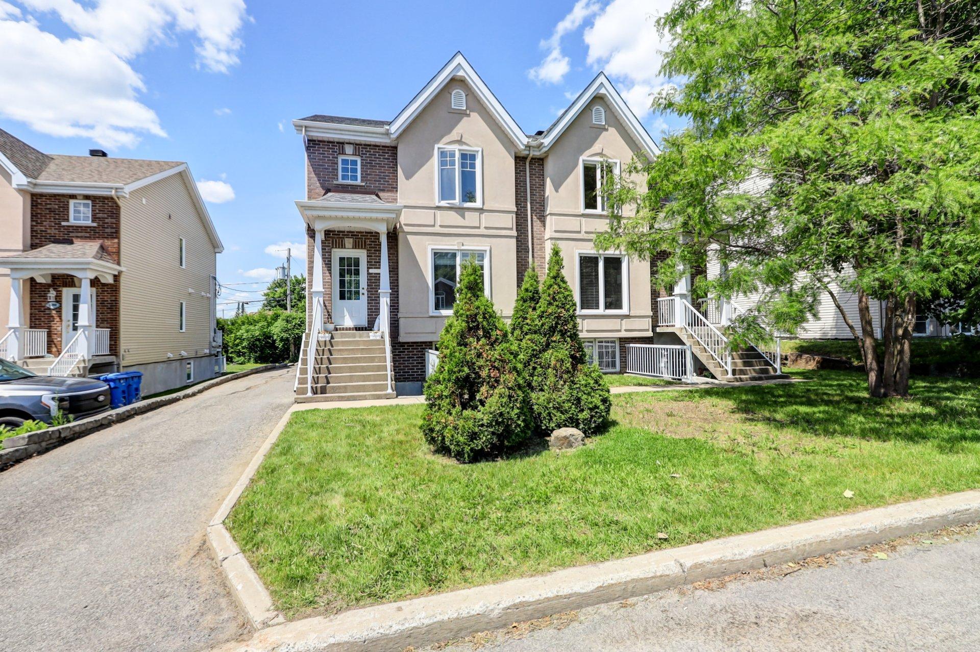 









2452

 - 2458


Rue Schulz

,
Saint-Jérôme,




QC
J7Y5B4

