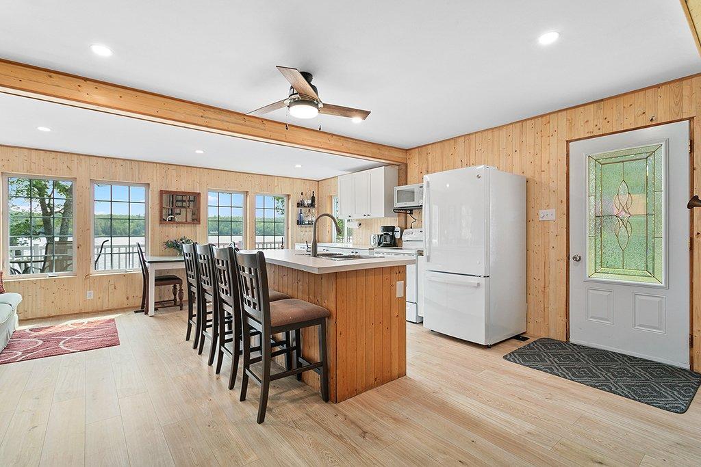 









46


Ch. du Lac-Leslie

,
Litchfield,




QC
J0X1K0

