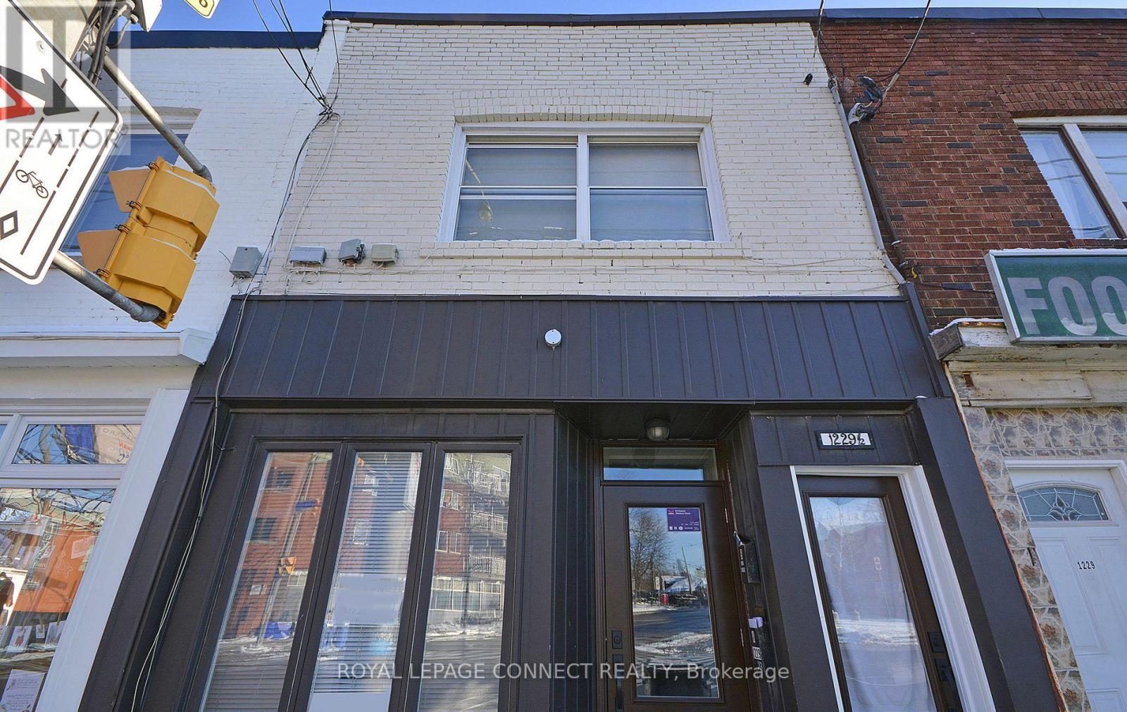 












1229A WOODBINE MAIN FLOOR AVENUE

,
Toronto,




Ontario
M4C4E1

