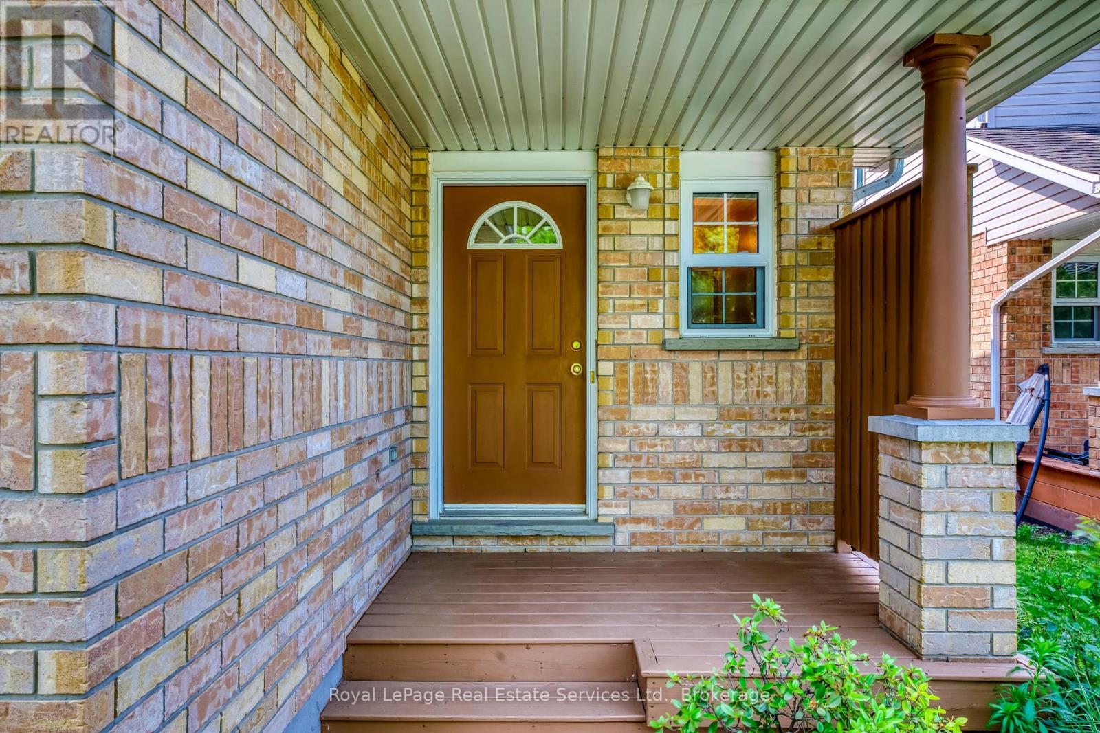












59 WATERCRESS COURT

,
Kitchener,




Ontario
N2E3S7

