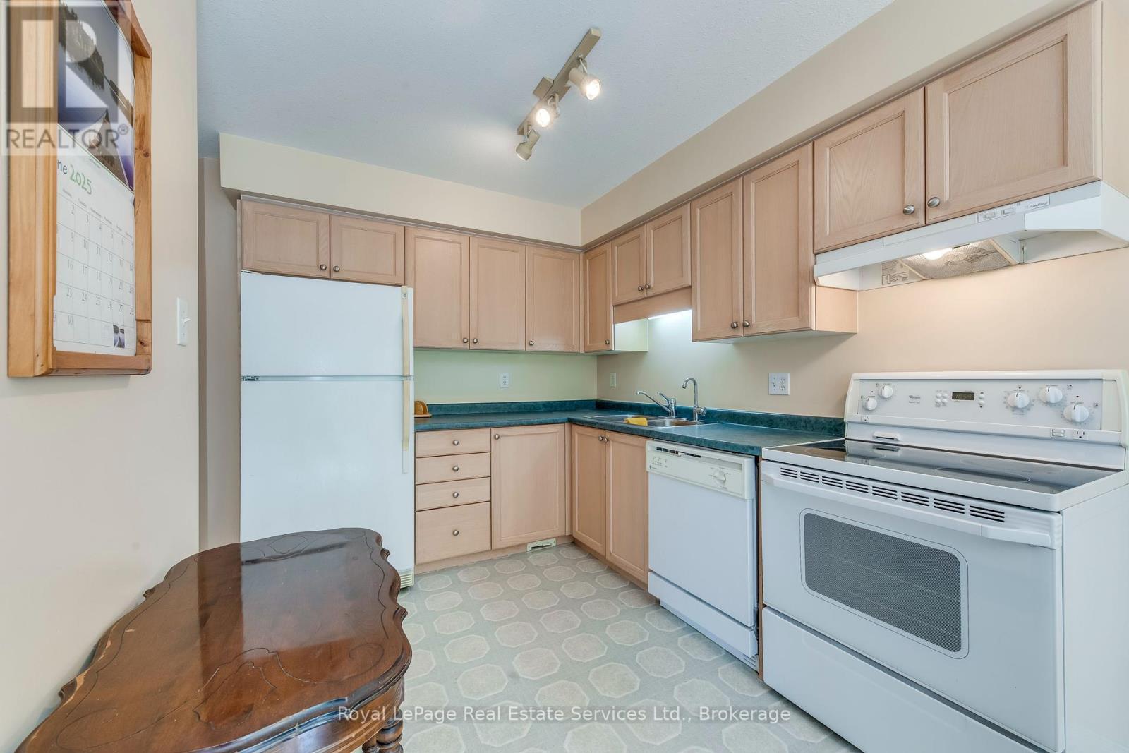 












59 WATERCRESS COURT

,
Kitchener,




Ontario
N2E3S7

