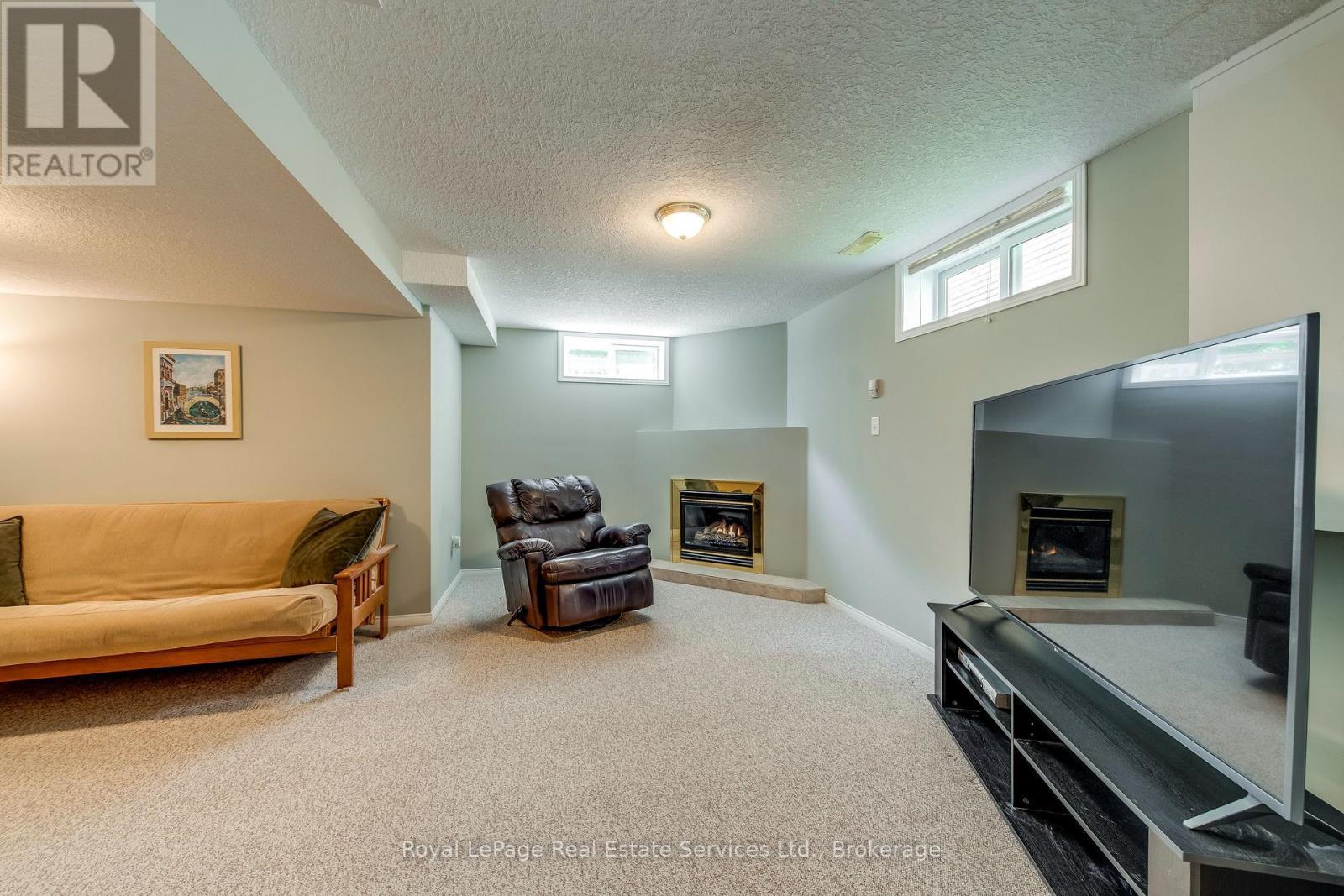 












59 WATERCRESS COURT

,
Kitchener,




Ontario
N2E3S7


