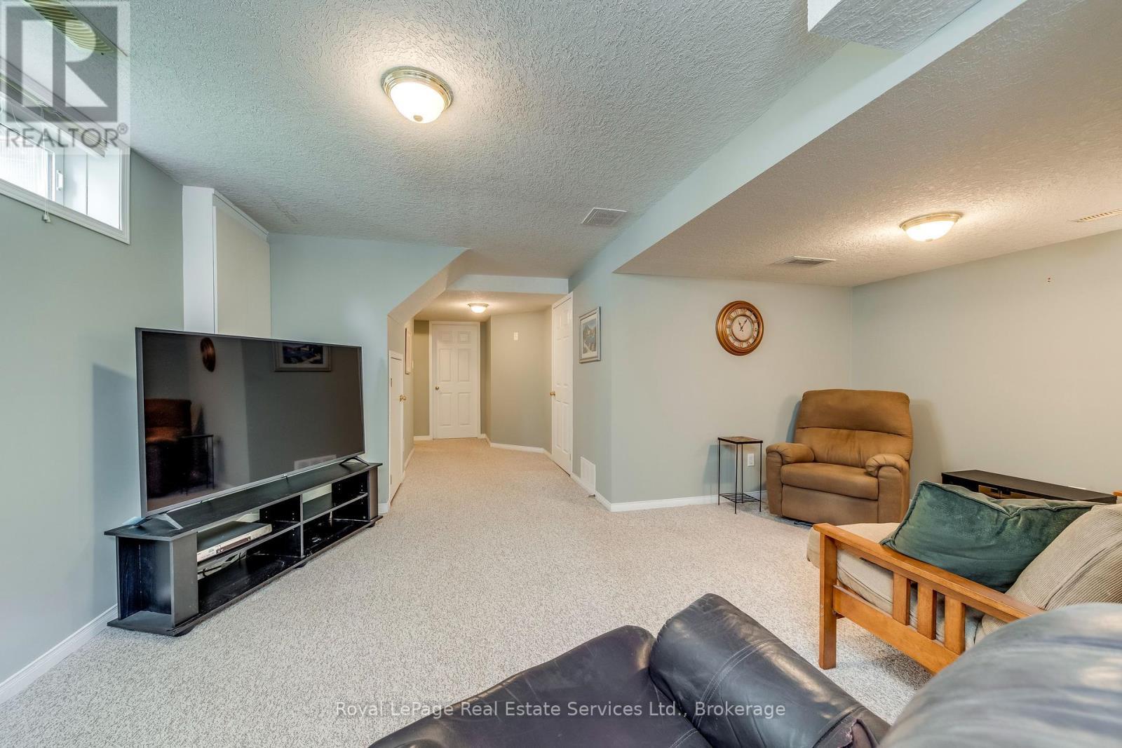 












59 WATERCRESS COURT

,
Kitchener,




Ontario
N2E3S7

