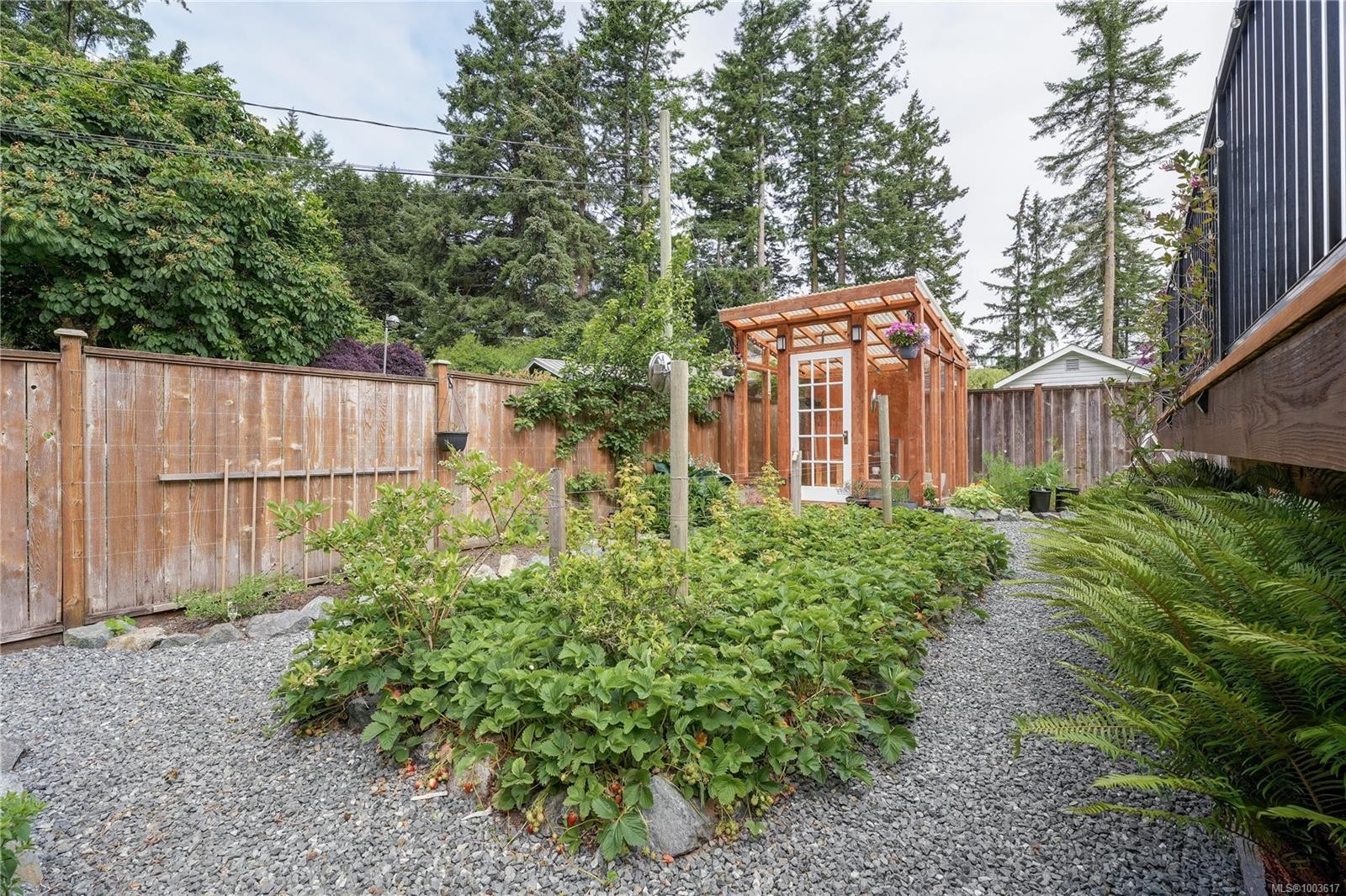 









1821


Brooks

Rd,
Sooke,




BC
V9Z 0P9

