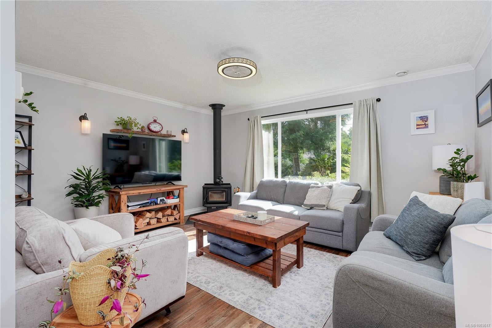 









1821


Brooks

Rd,
Sooke,




BC
V9Z 0P9

