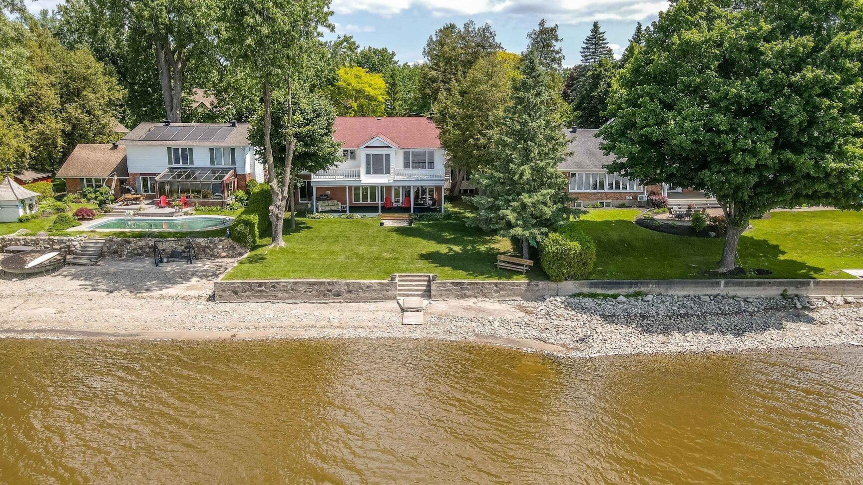 









128


Rue de la Cédrière

,
Gatineau (Aylmer),




QC
J9H2T4

