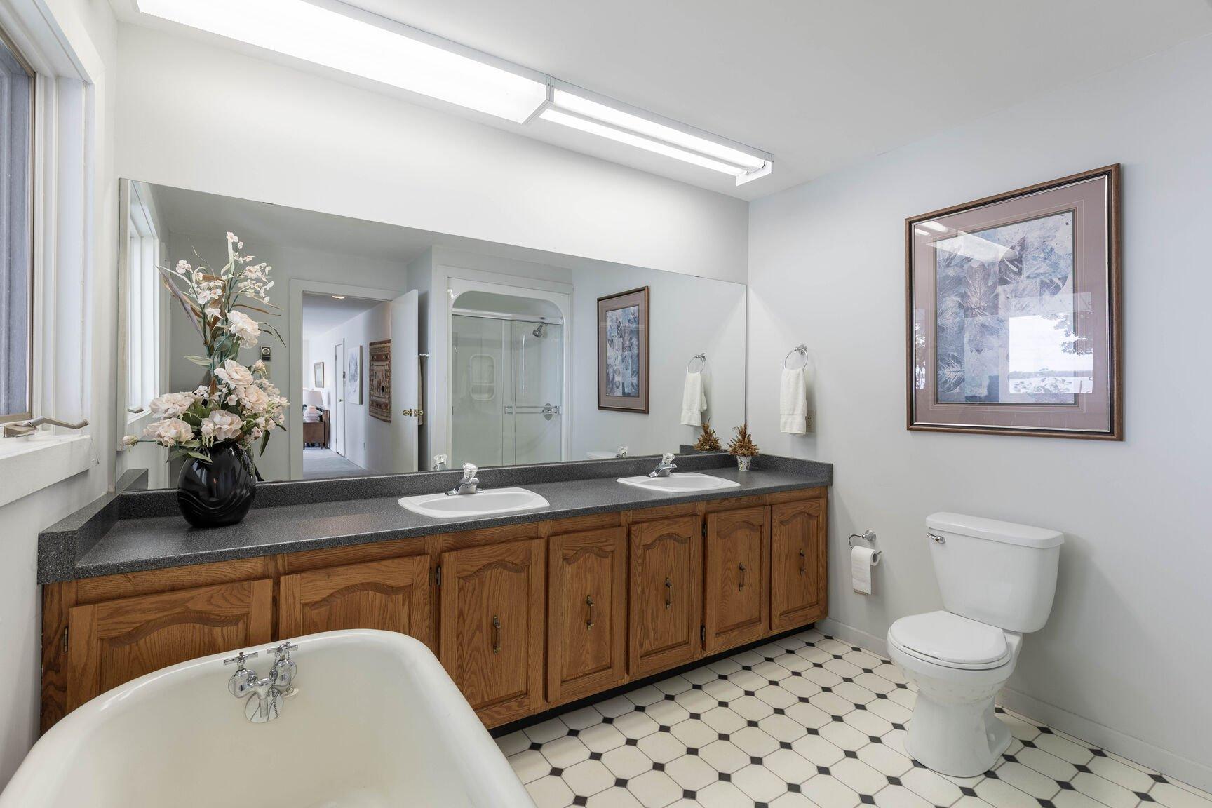 









128


Rue de la Cédrière

,
Gatineau (Aylmer),




QC
J9H2T4

