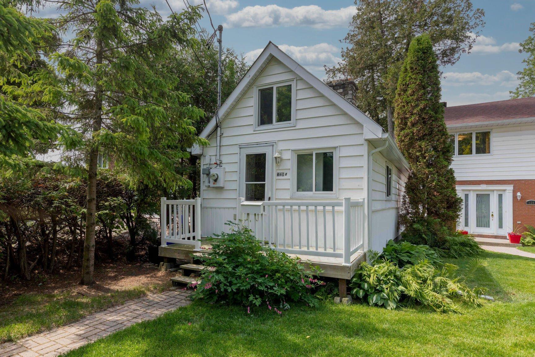 









128


Rue de la Cédrière

,
Gatineau (Aylmer),




QC
J9H2T4

