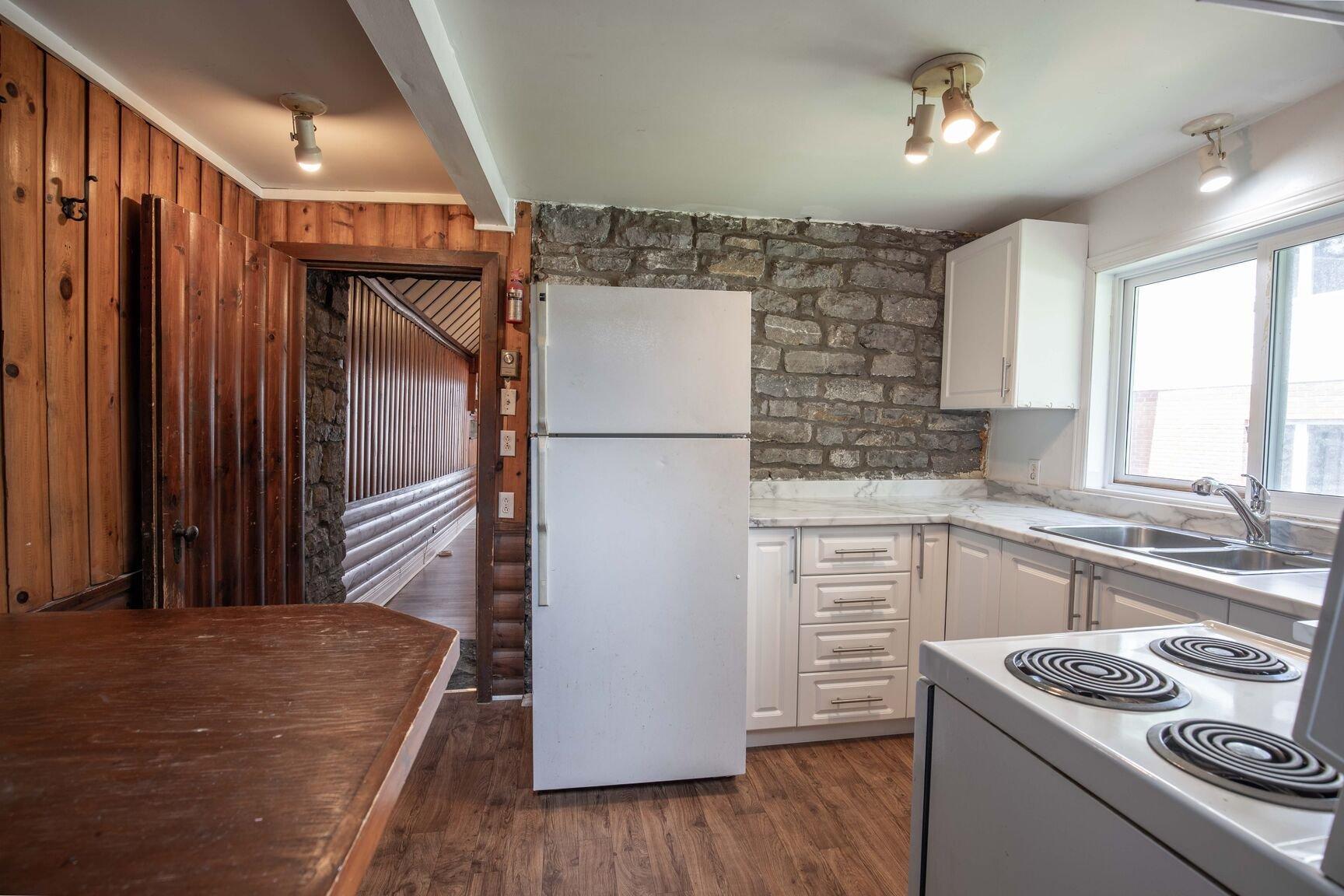 









128


Rue de la Cédrière

,
Gatineau (Aylmer),




QC
J9H2T4

