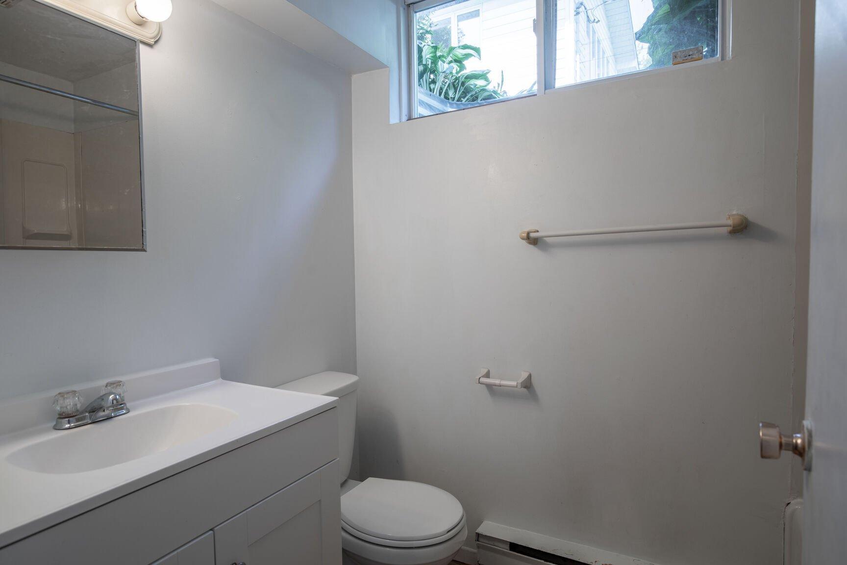 









128


Rue de la Cédrière

,
Gatineau (Aylmer),




QC
J9H2T4

