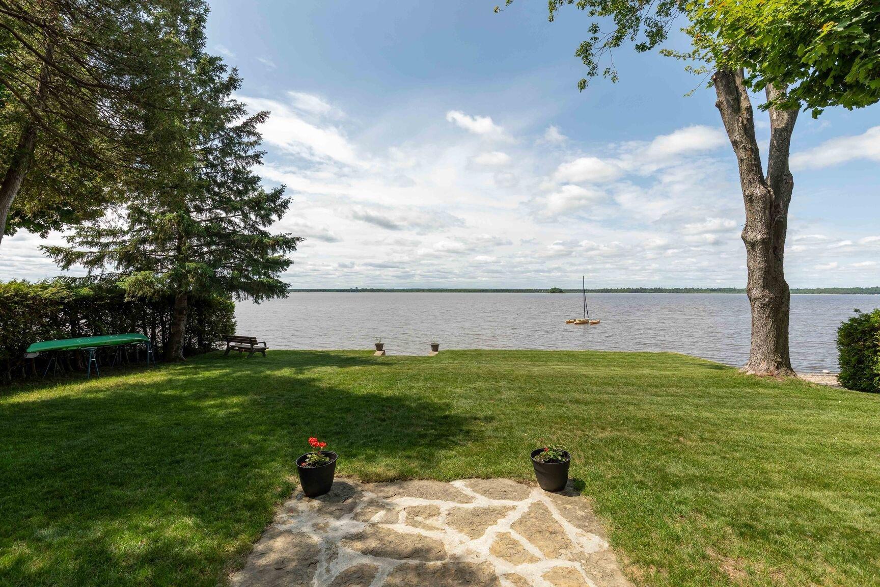 









128


Rue de la Cédrière

,
Gatineau (Aylmer),




QC
J9H2T4

