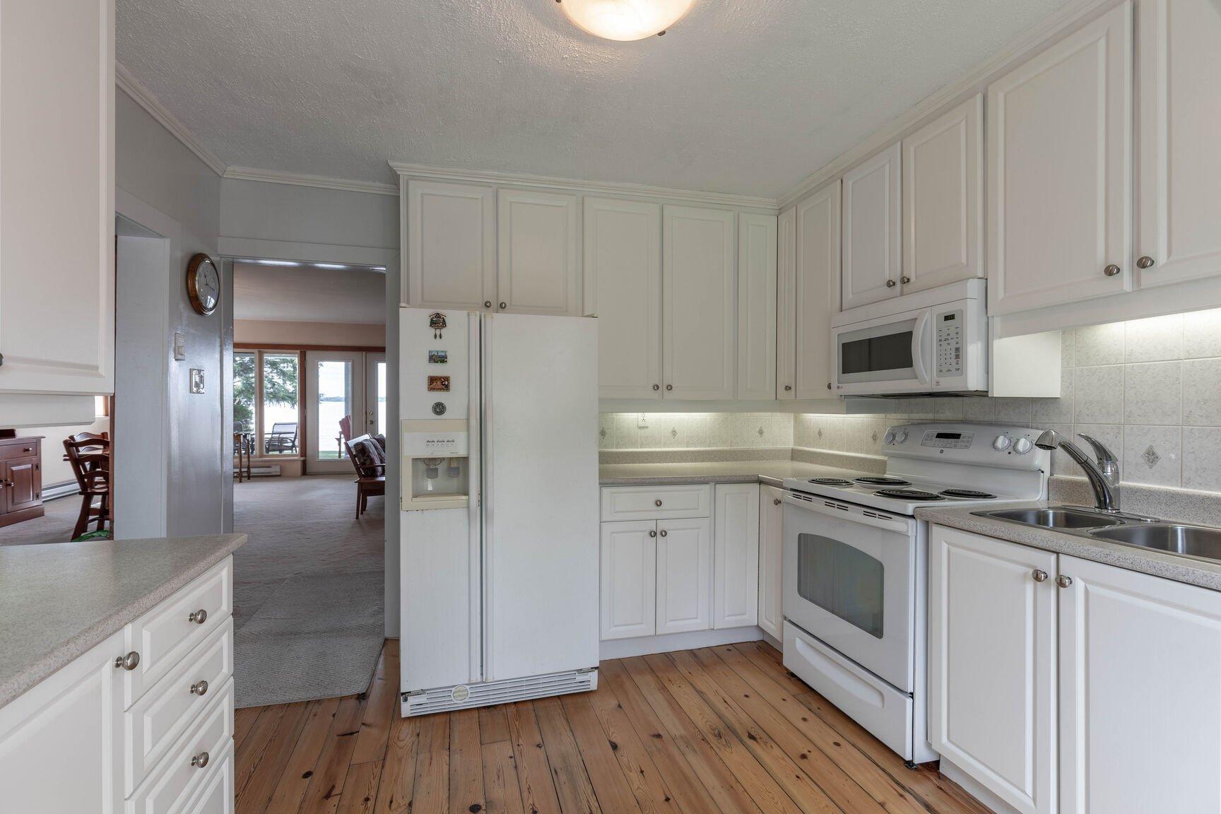 









128


Rue de la Cédrière

,
Gatineau (Aylmer),




QC
J9H2T4

