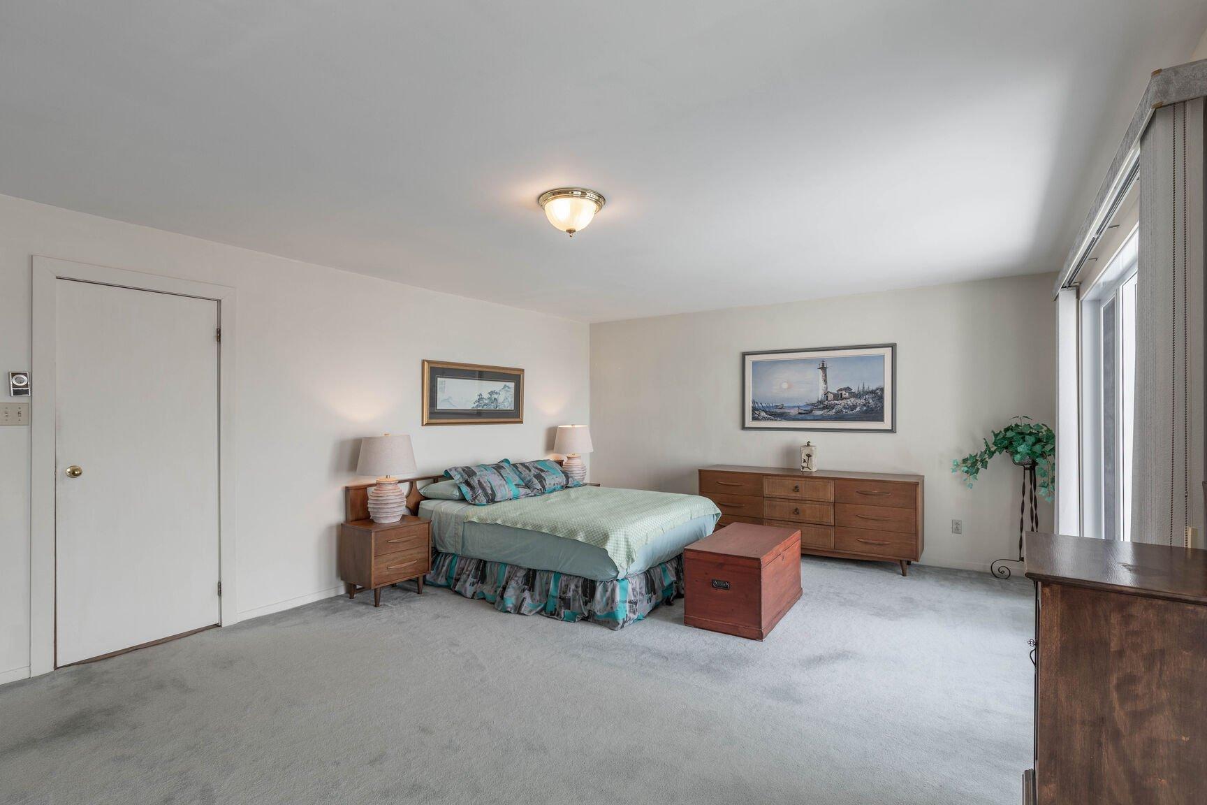 









128


Rue de la Cédrière

,
Gatineau (Aylmer),




QC
J9H2T4

