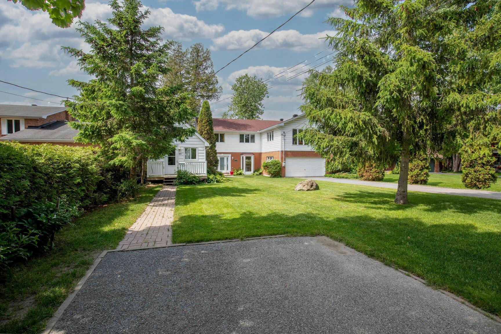 









128


Rue de la Cédrière

,
Gatineau (Aylmer),




QC
J9H2T4


