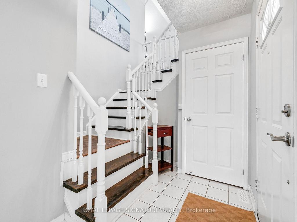 









6127


Leeside

Crescent,
Mississauga,




ON
L5M 5K7

