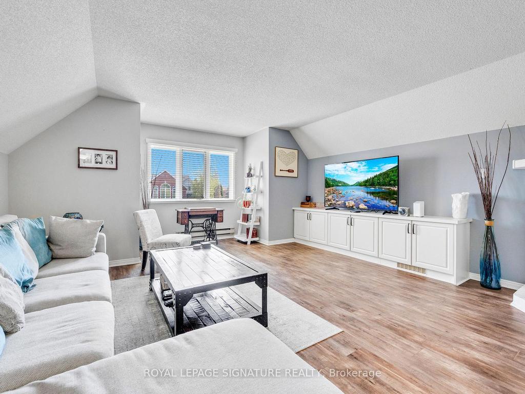 









6127


Leeside

Crescent,
Mississauga,




ON
L5M 5K7

